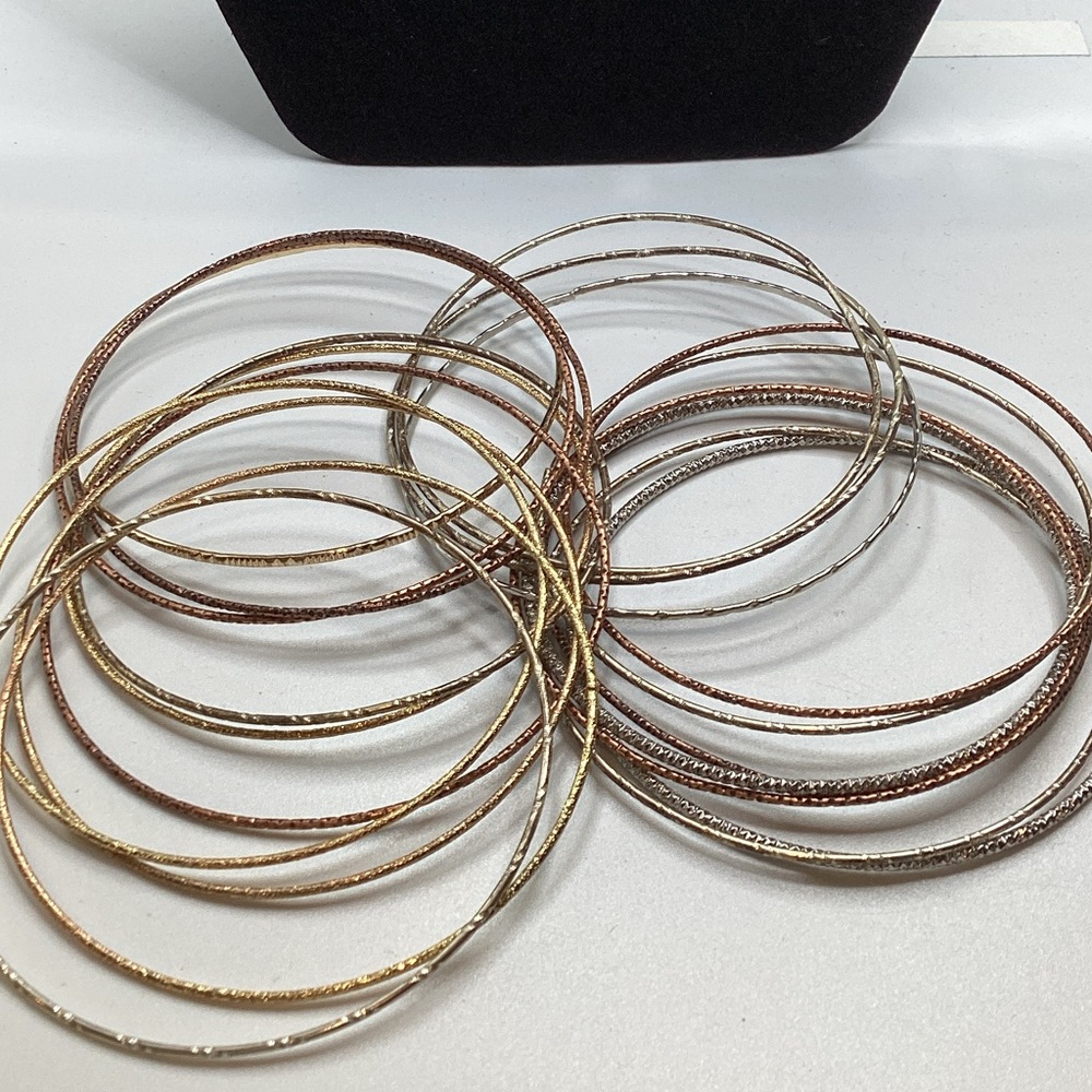 Mixed Metal Stackable Bangle Set - Gold & Rose Go… - image 2